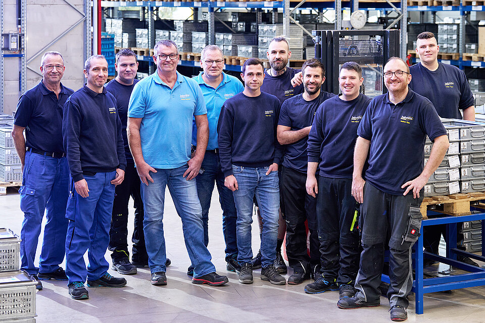 Teamfoto Logistik heinrichs drehteile