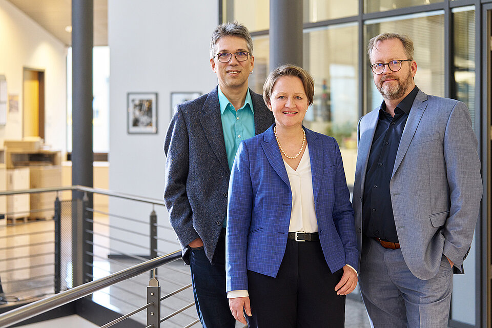 Teamfoto Geschäftsleitung heinrichs drehteile