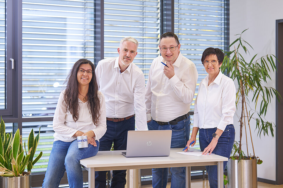 Teamfoto Einkauf von heinrichs drehteile