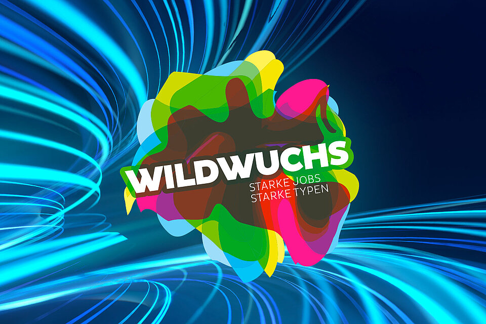Background mit blauem Energiestrudel und WILDWUCHS-Logo