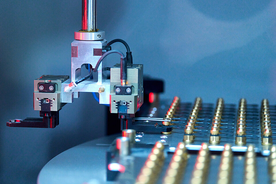 Ventimo - Eigenkonstruierte Maschine für Entlüftungsventile